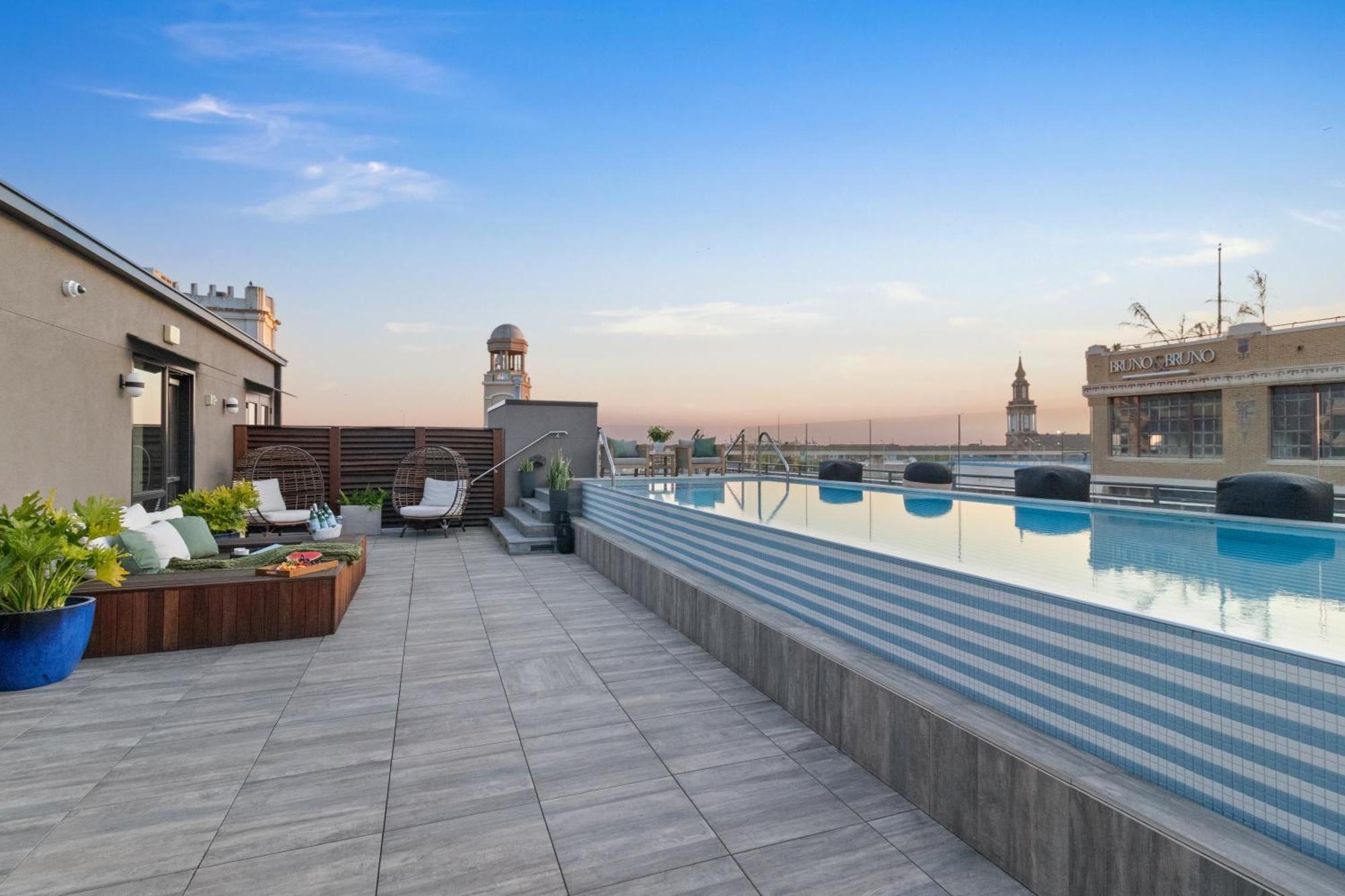 888 Baronne Villa Ню Орлиънс Екстериор снимка